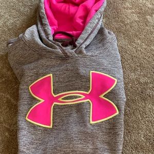 Under armour sweatshirt